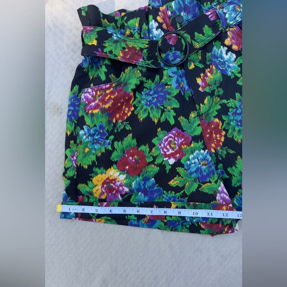 Zara Black Floral Print High Waist Shorts - Picture 5 of 9